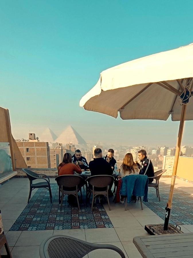 Отель Bedouin Pyramids View Kafrat al Jabal Экстерьер фото